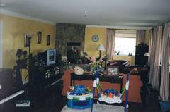 Ein Bild des "family rooms" im unteren Gescho.  Family Rooms sind in Kanada die im Gegensatz zum Wohnzimmer informelle Rume in dem die Kinder spielen oder die Familie beim Fernsehen oder Gesellschaftspiel entspannt.